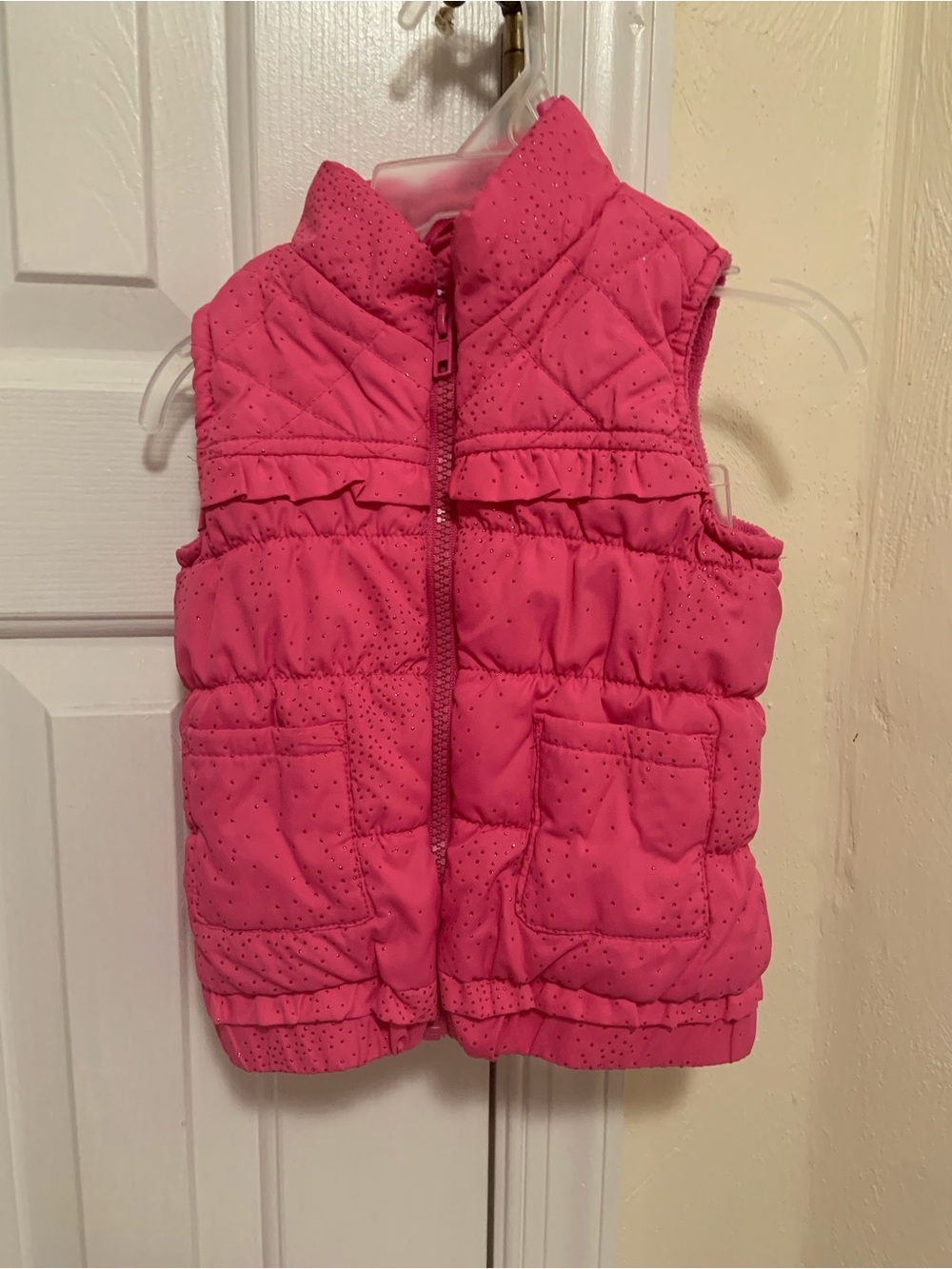 Girls' Quilted Pink Puffer Vest - Sleeveless Layering Jacket